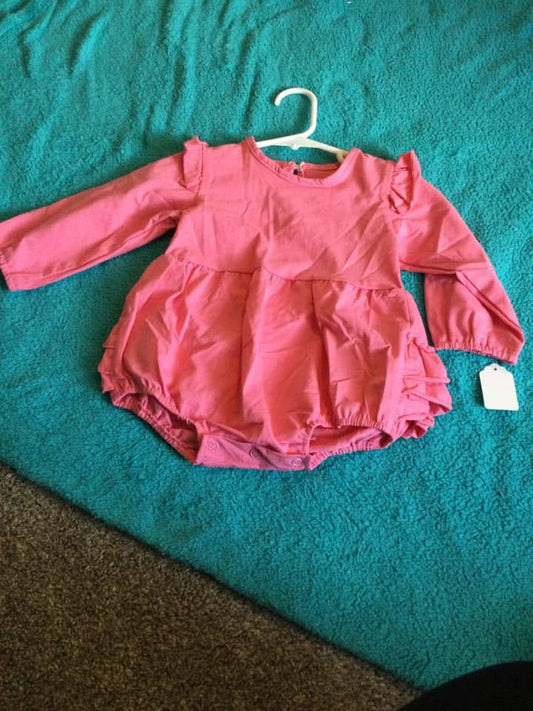 Pink ruffle bubble