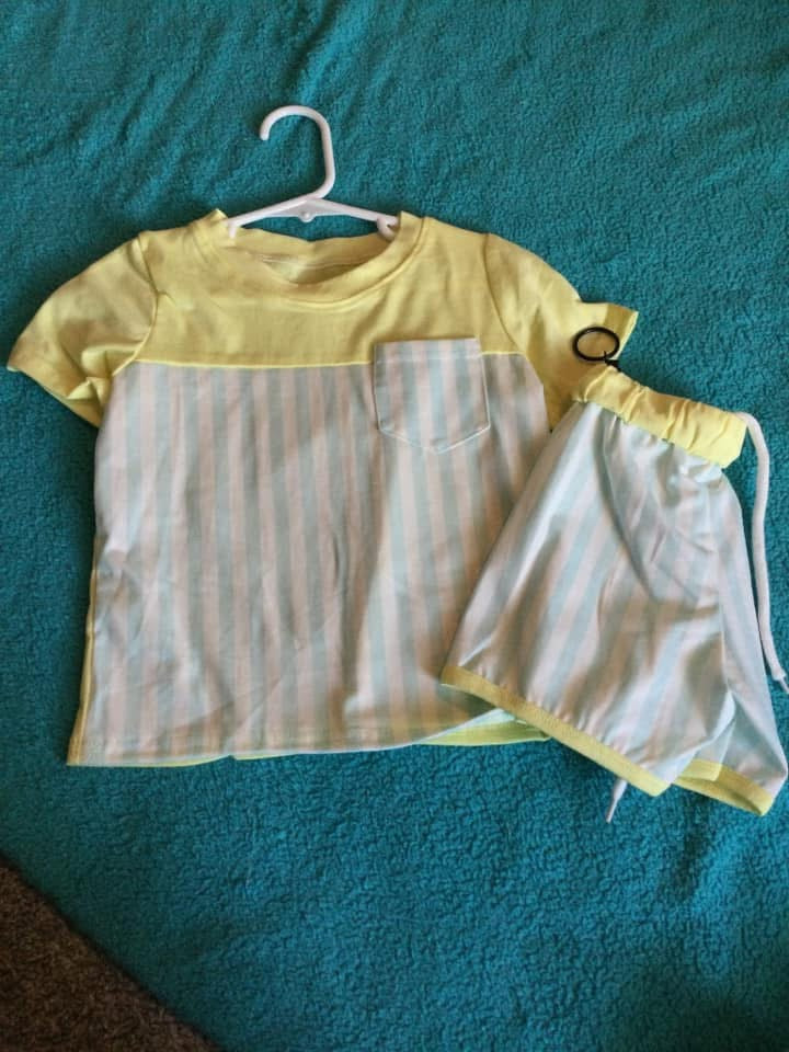 Blue and yellow set